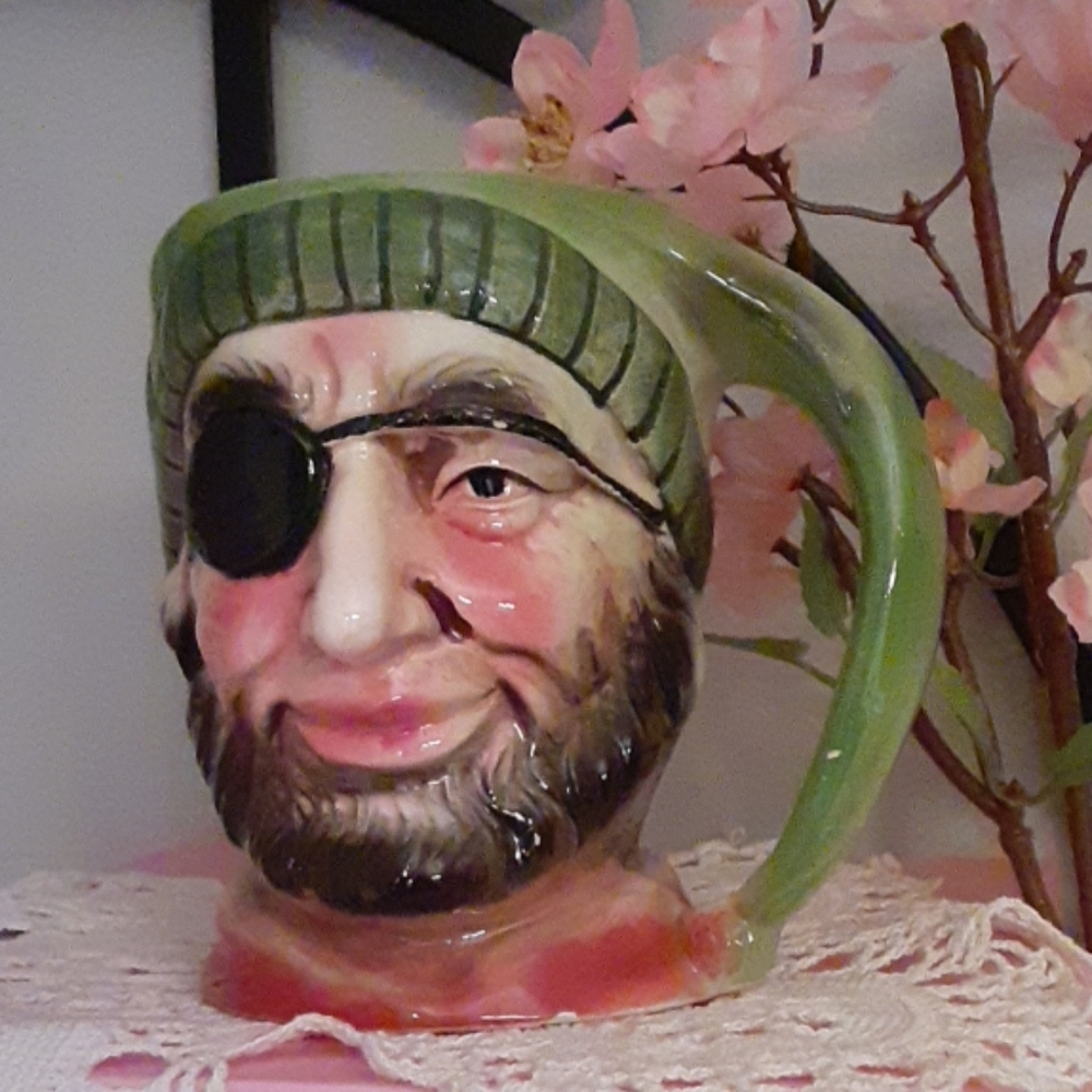4x5 pirate sleep hat mug. Art well made